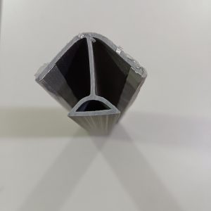 Ángulo para Zócalo Interior/Exterior 150mm Aluminio Curvo